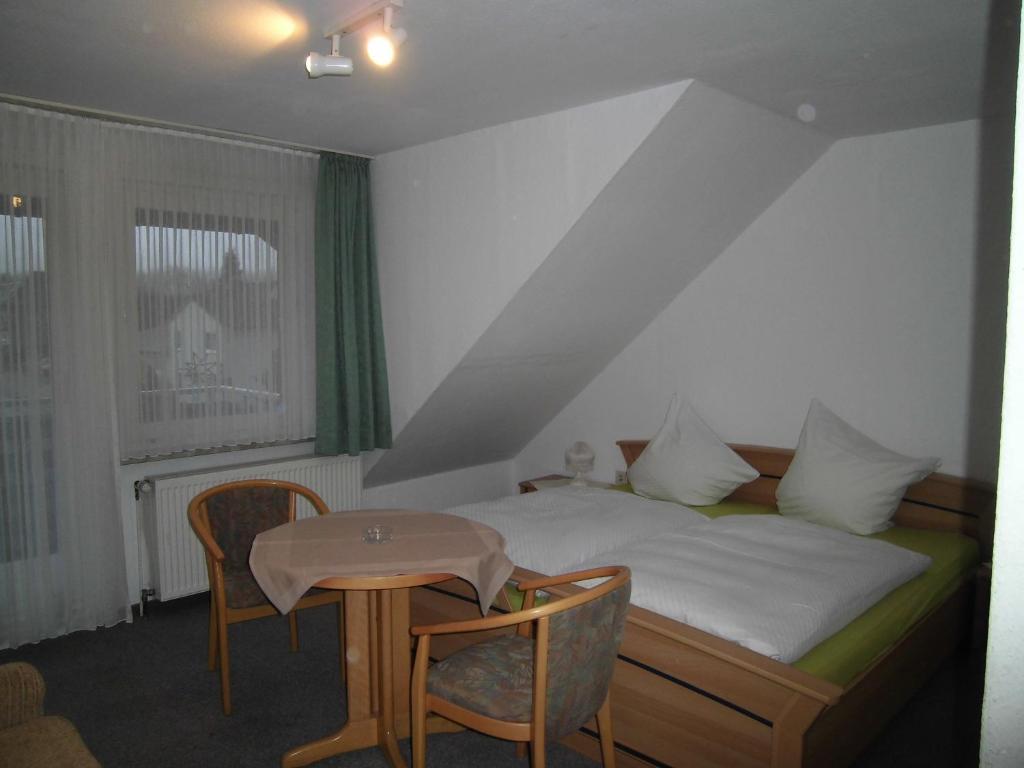 Hotel Dribischenhof Usseln Zimmer foto